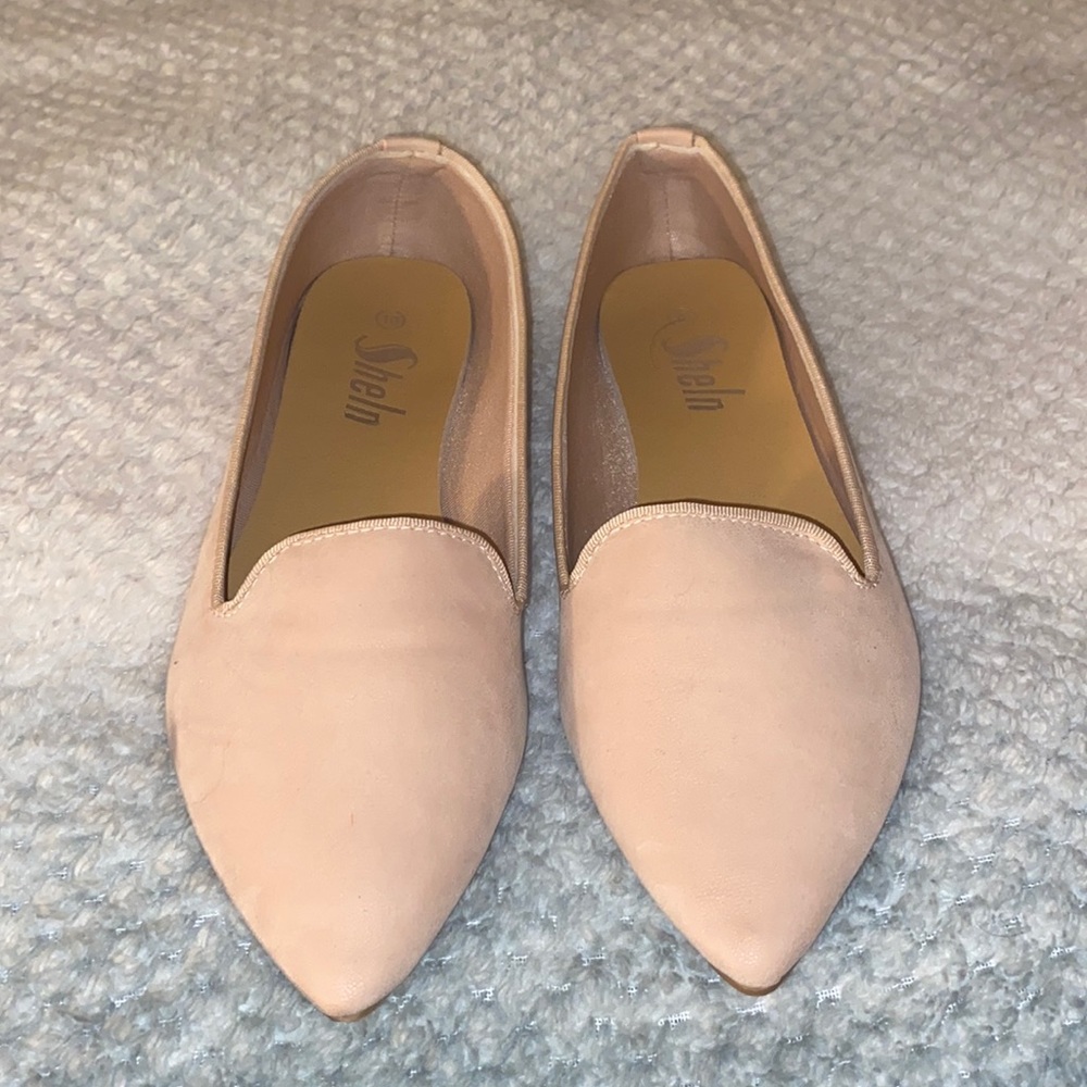 SHEIN flats